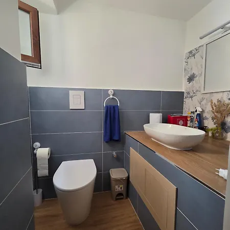 Casa Cortile Martello Apartment *